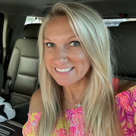 Meet your Posher, Shanna 🪸 - Picture 1 of 1